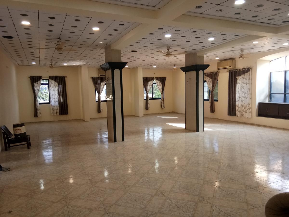 Grand Galaxy Hotel Krishna Nashik Dış mekan fotoğraf