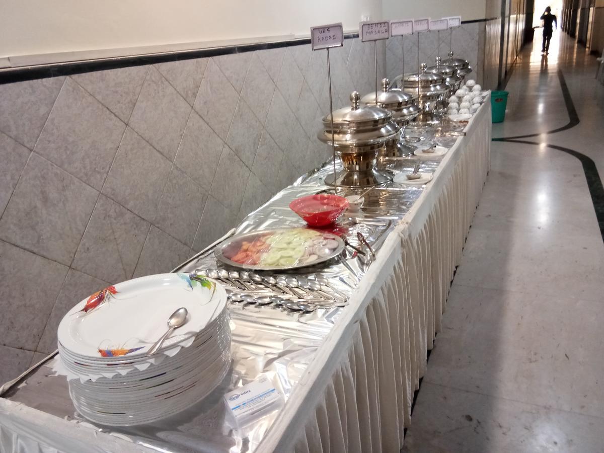 Grand Galaxy Hotel Krishna Nashik Dış mekan fotoğraf